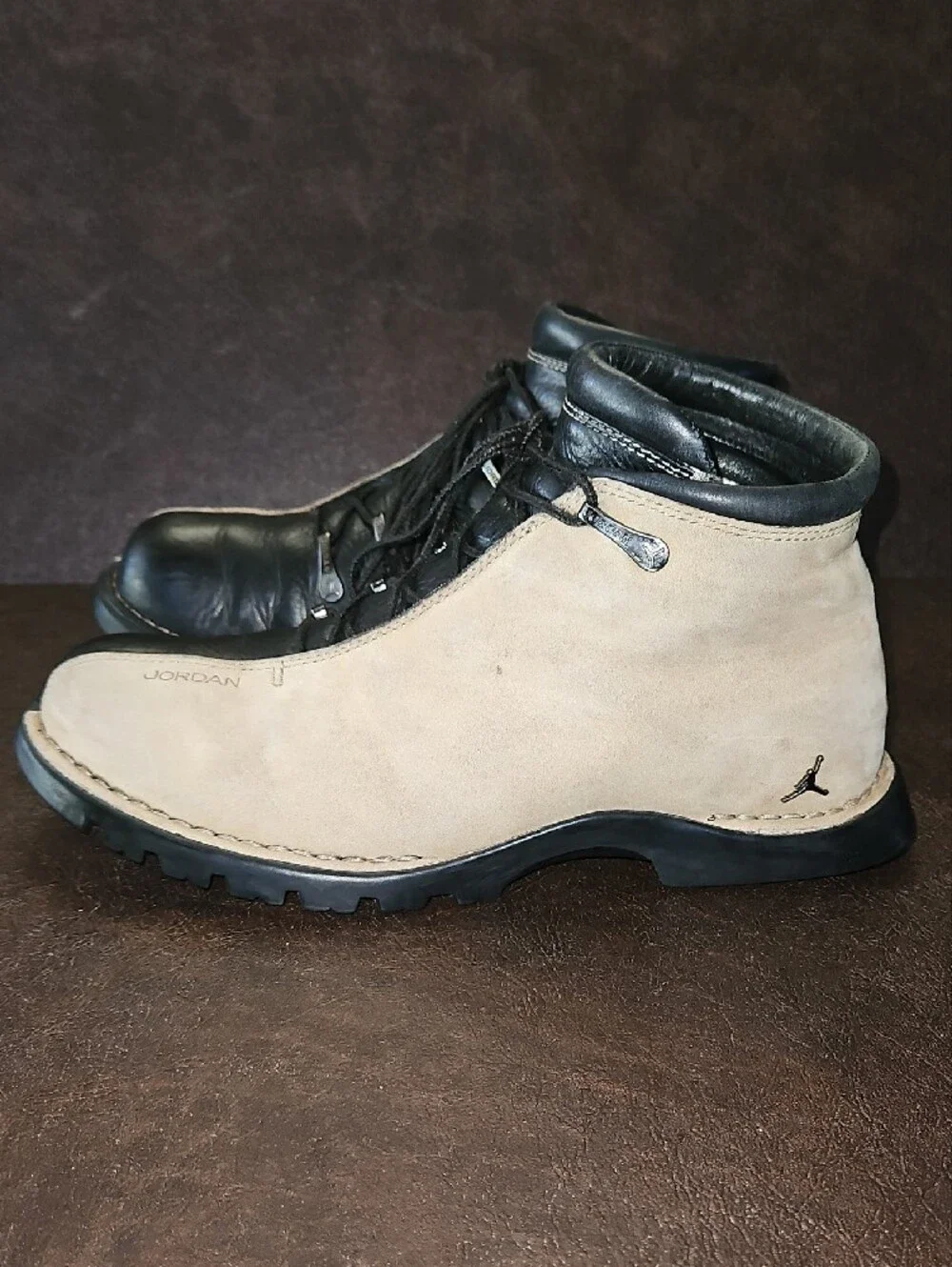 Nike Jordan Jumpman Two 3 Profiler Men’s tan Suade and black Leather Boots